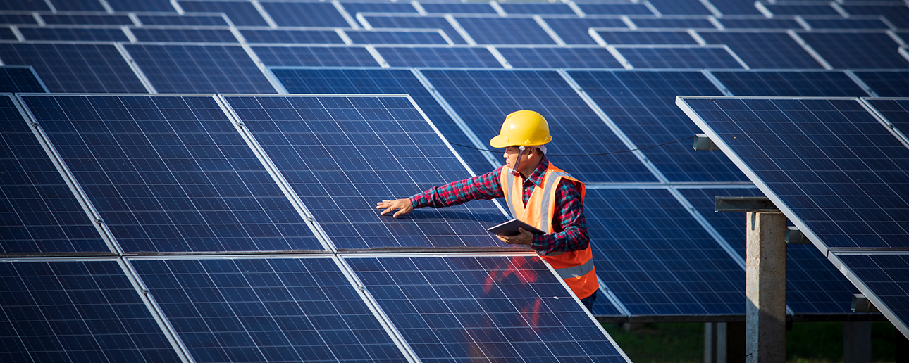 inspection panneau solaire