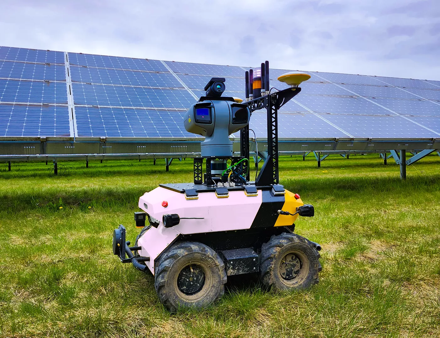 solar panel robotics