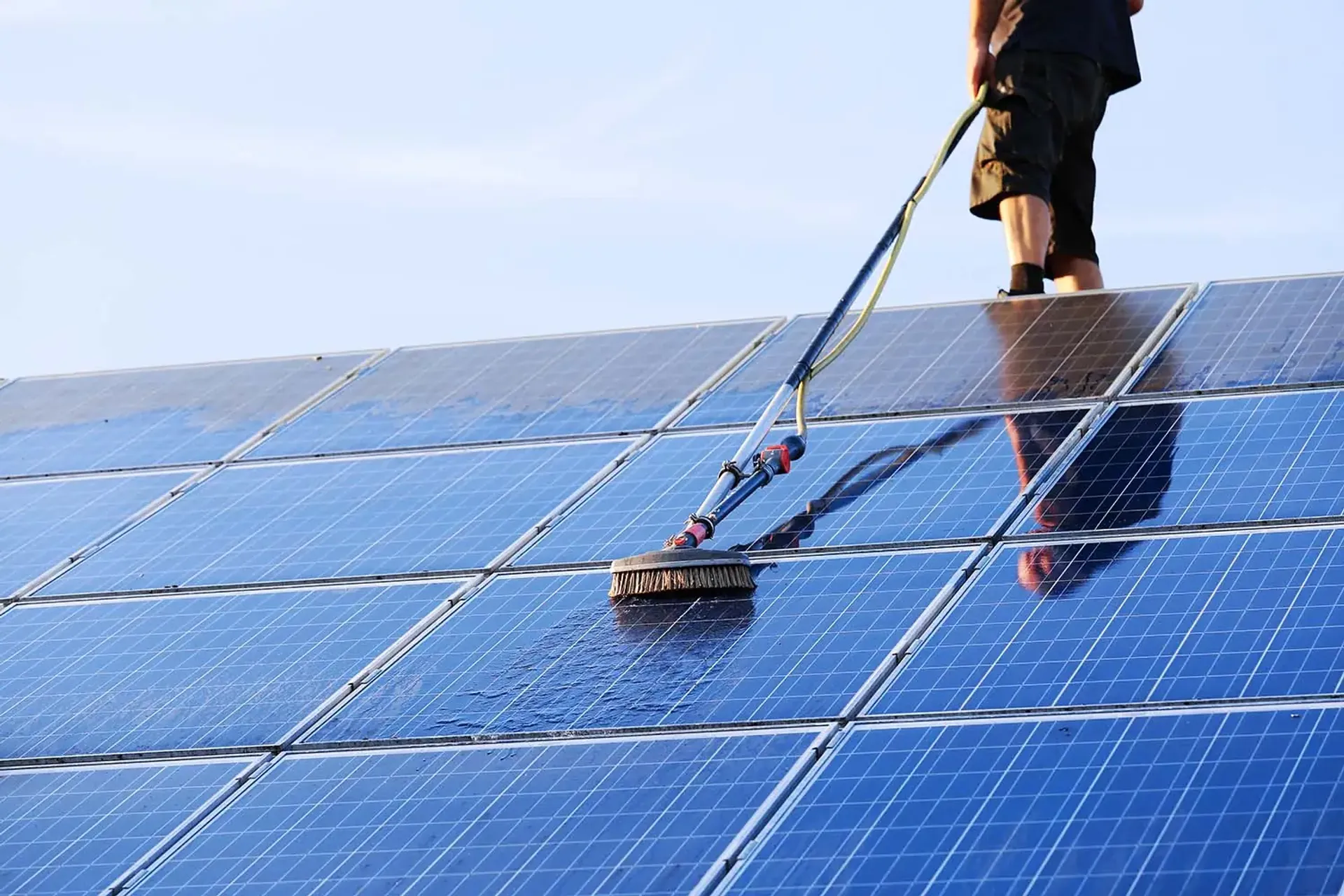 solar panel cleaning and maintenance tunisie